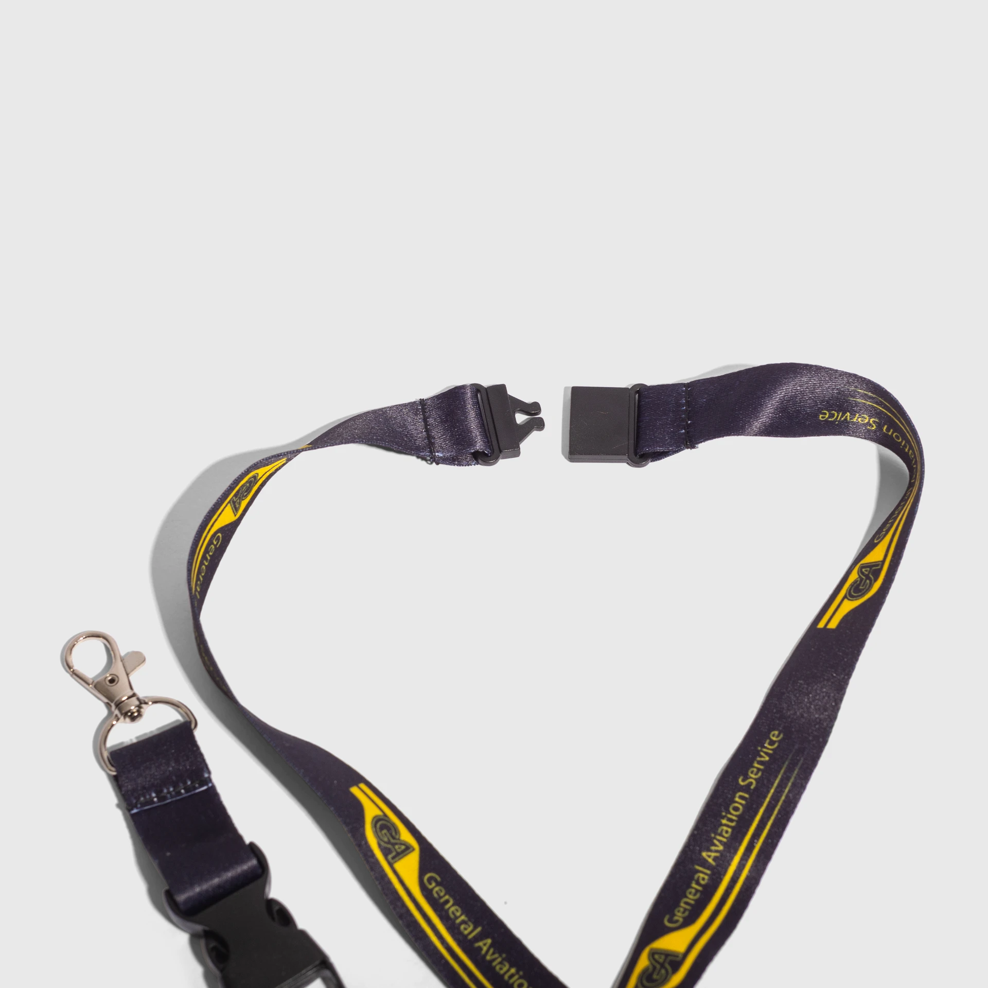 Lanyards personalizados con cierre de seguridad y delantero - Vista 3