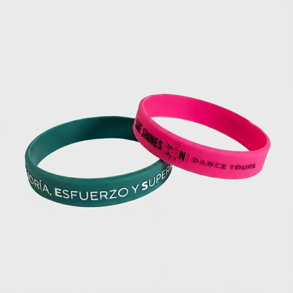Pulseras de silicona personalizadas sobre relieve a color - Vista 2